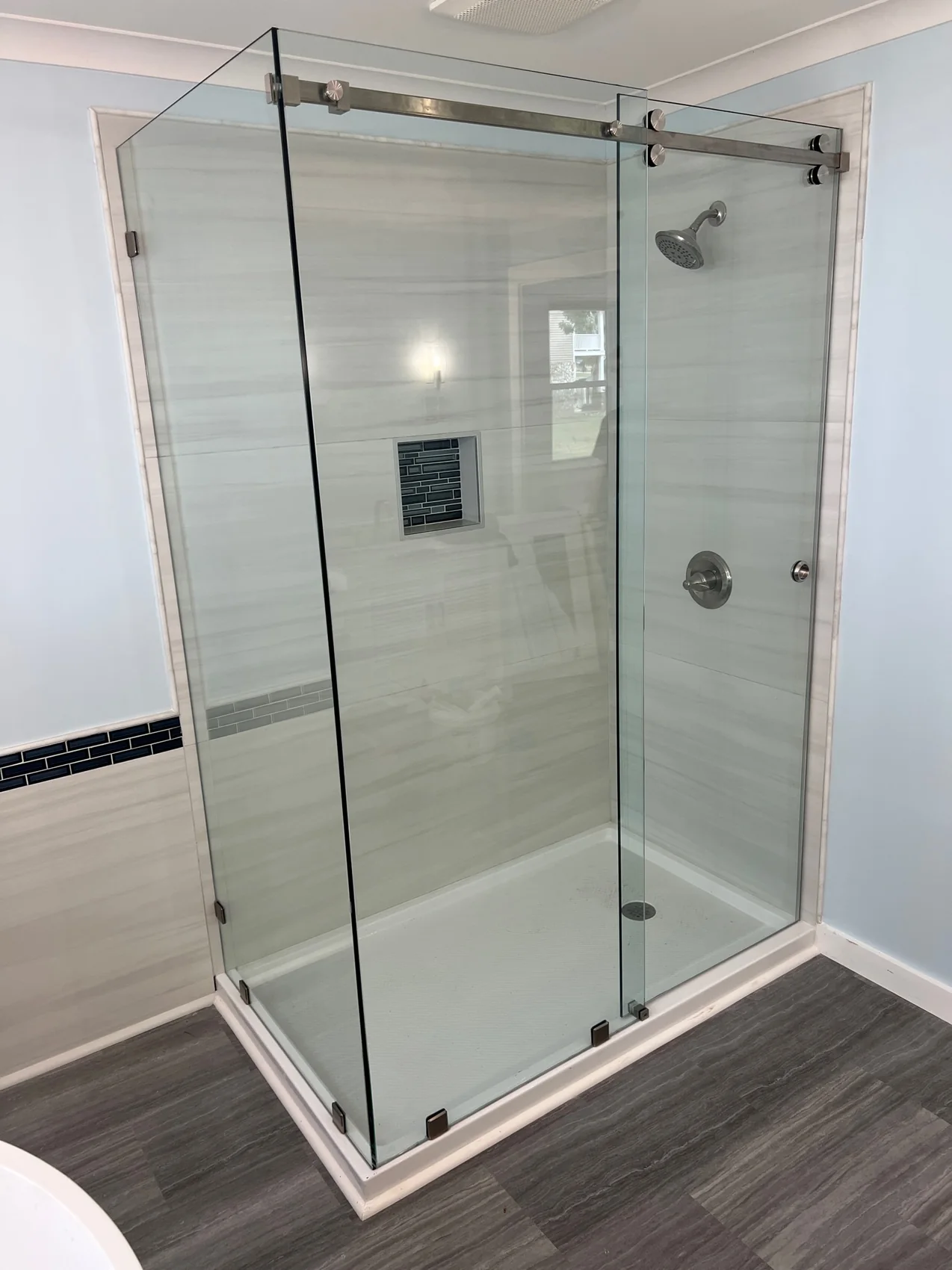 Clear corner shower glass enclosure